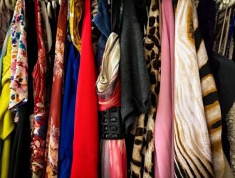 Faux vintage sur Vinted : comment repérer les vêtements neufs revendus comme anciens
