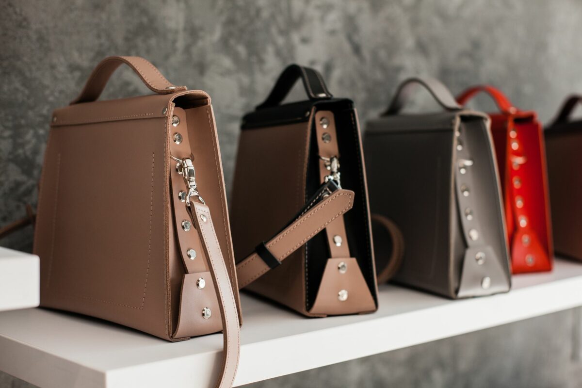 Seconde main de luxe : le Speedy de Louis Vuitton reste le sac le plus acheté selon Fashionphile
